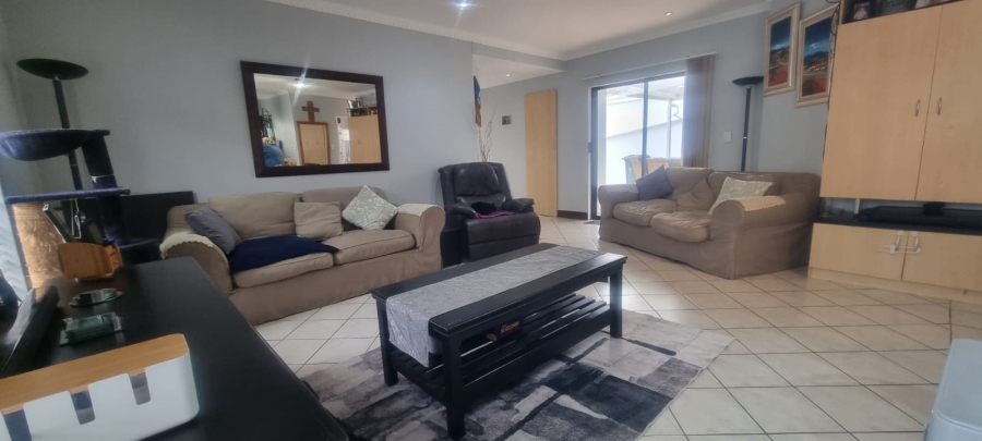 3 Bedroom Property for Sale in Parklands Western Cape
